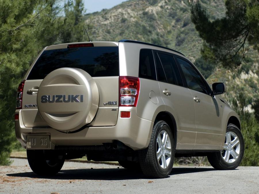  Suzuki Grand Vitara 5-Door 2005 года  (US) (фото 3 из 30)